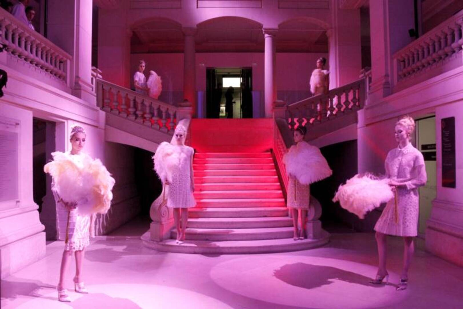 Custom artistic scenography